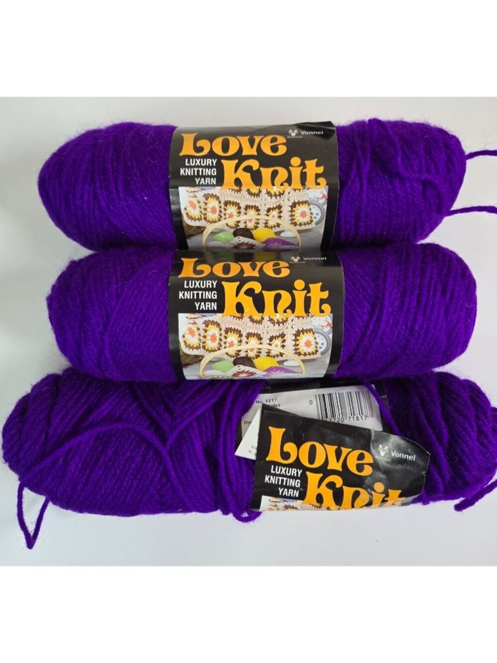 Vtg Vonnel Love Knit Violet Yarn 4-Ply Acrylic USA-Made Knitting Crocheting
